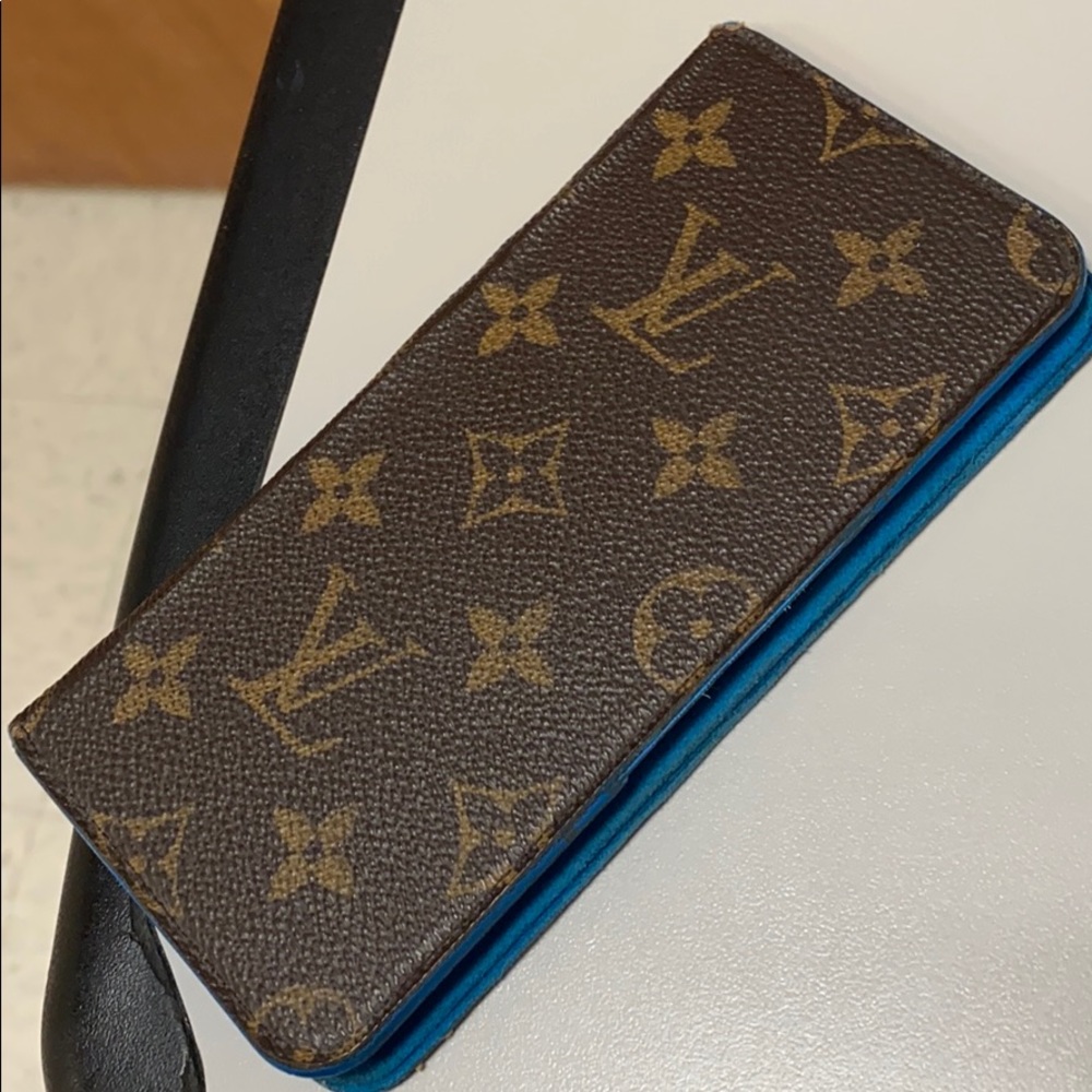 Louis Vuitton case/Wallet - Picture 8 of 10